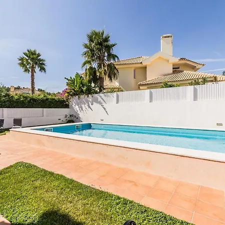 Villa Quinta Da Marinha Ii *