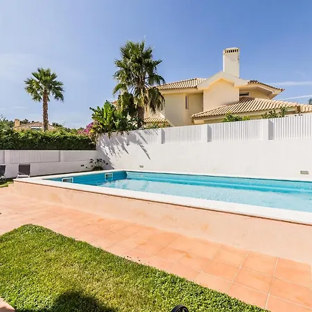 Villa Quinta Da Marinha Ii *